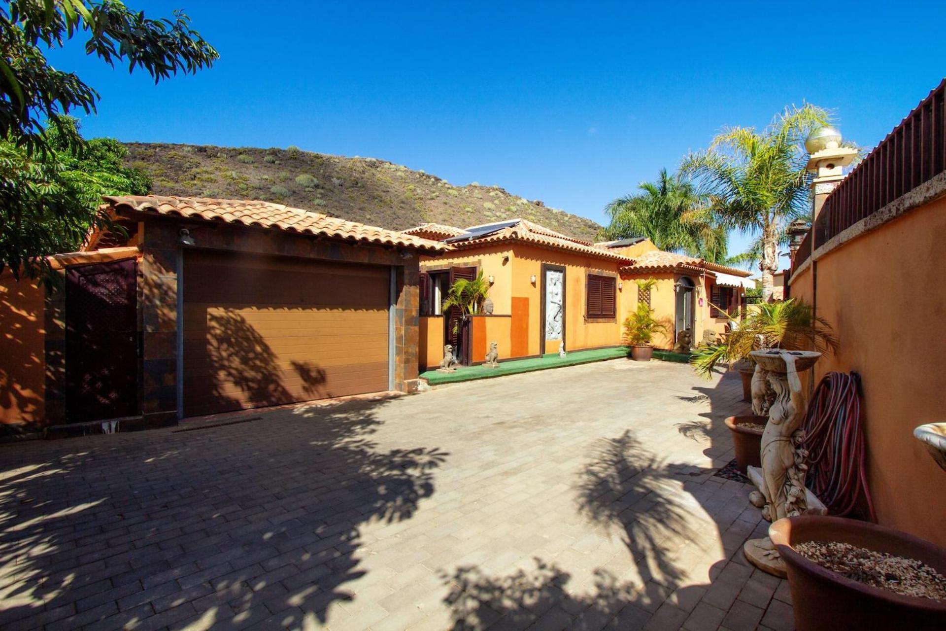 ארונה Villa Jardin De Buda מראה חיצוני תמונה