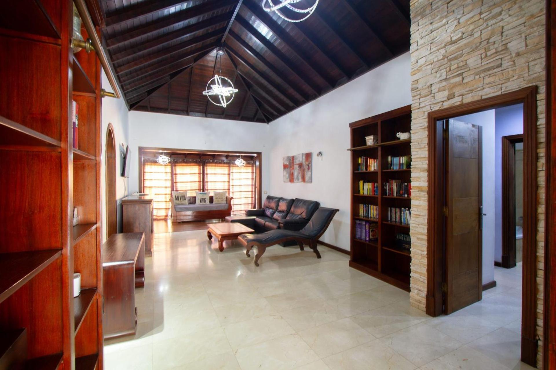 ארונה Villa Jardin De Buda מראה חיצוני תמונה