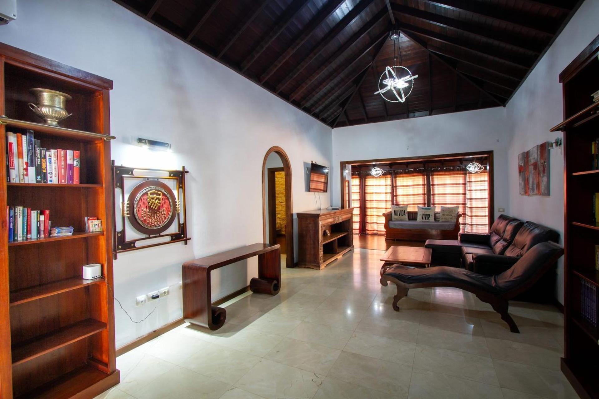 ארונה Villa Jardin De Buda מראה חיצוני תמונה
